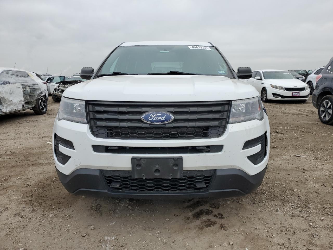 2019 Ford Explorer - Image 5