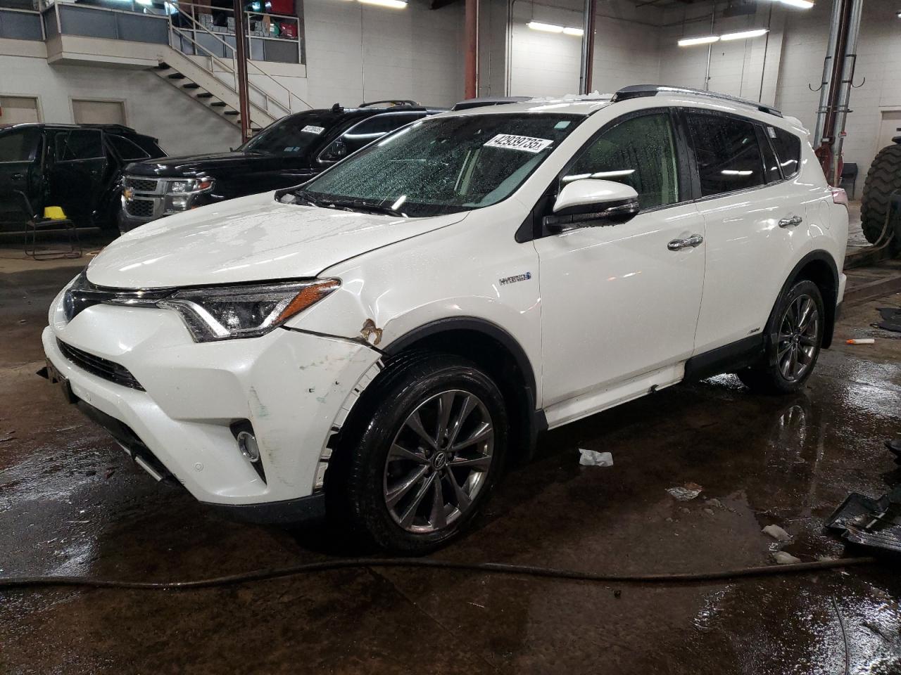 2018 Toyota RAV 4 - Image 1