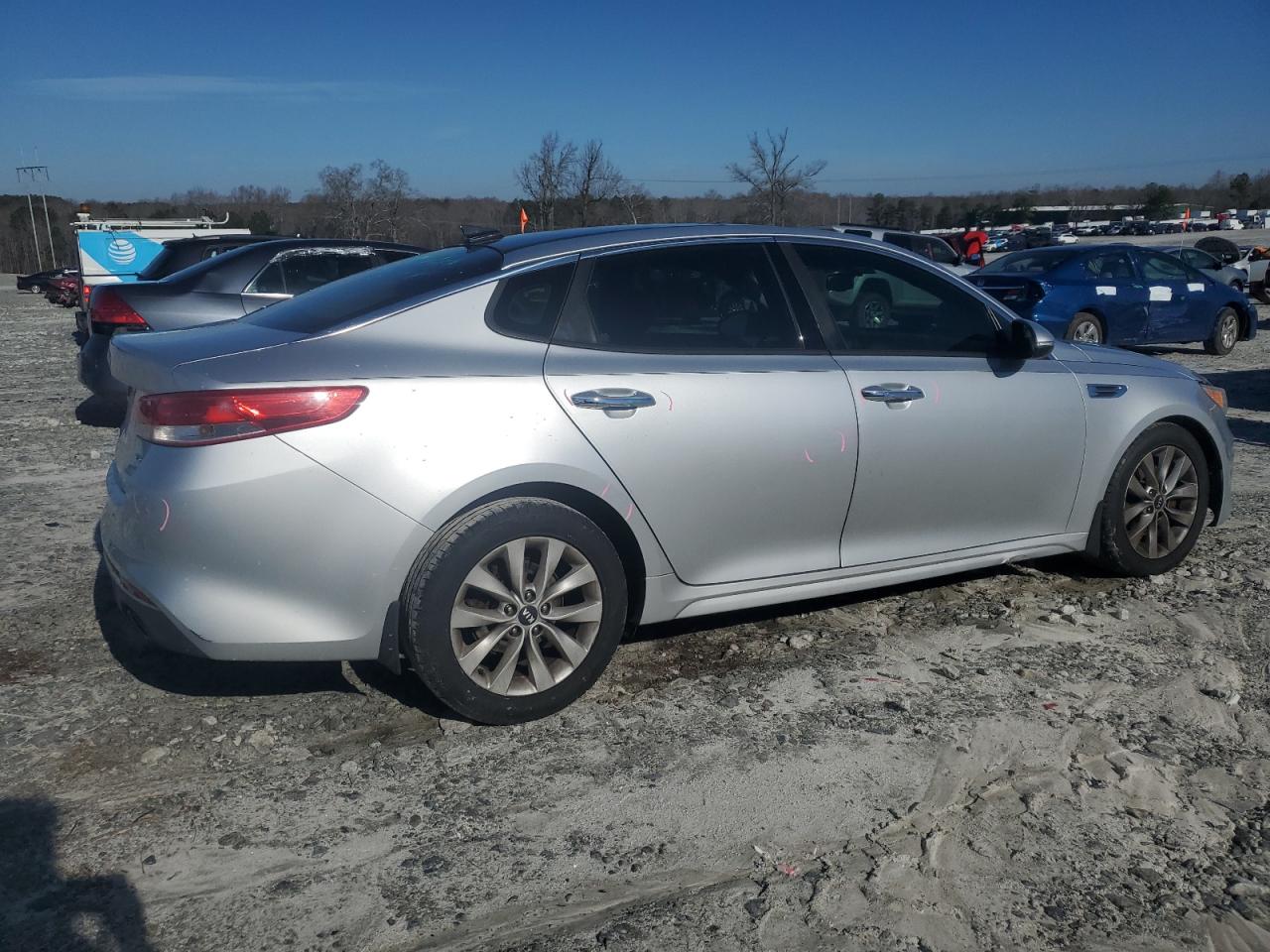 2016 Kia Optima - Image 3