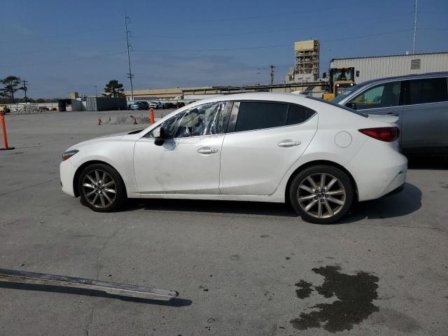Седани MAZDA 3 2017 Білий