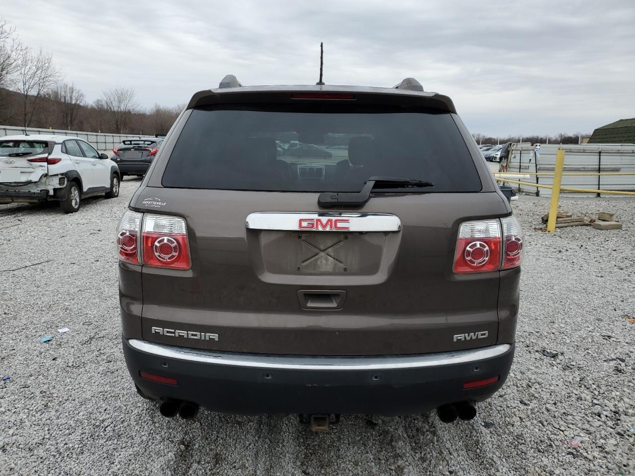 2012 GMC Acadia - Image 6