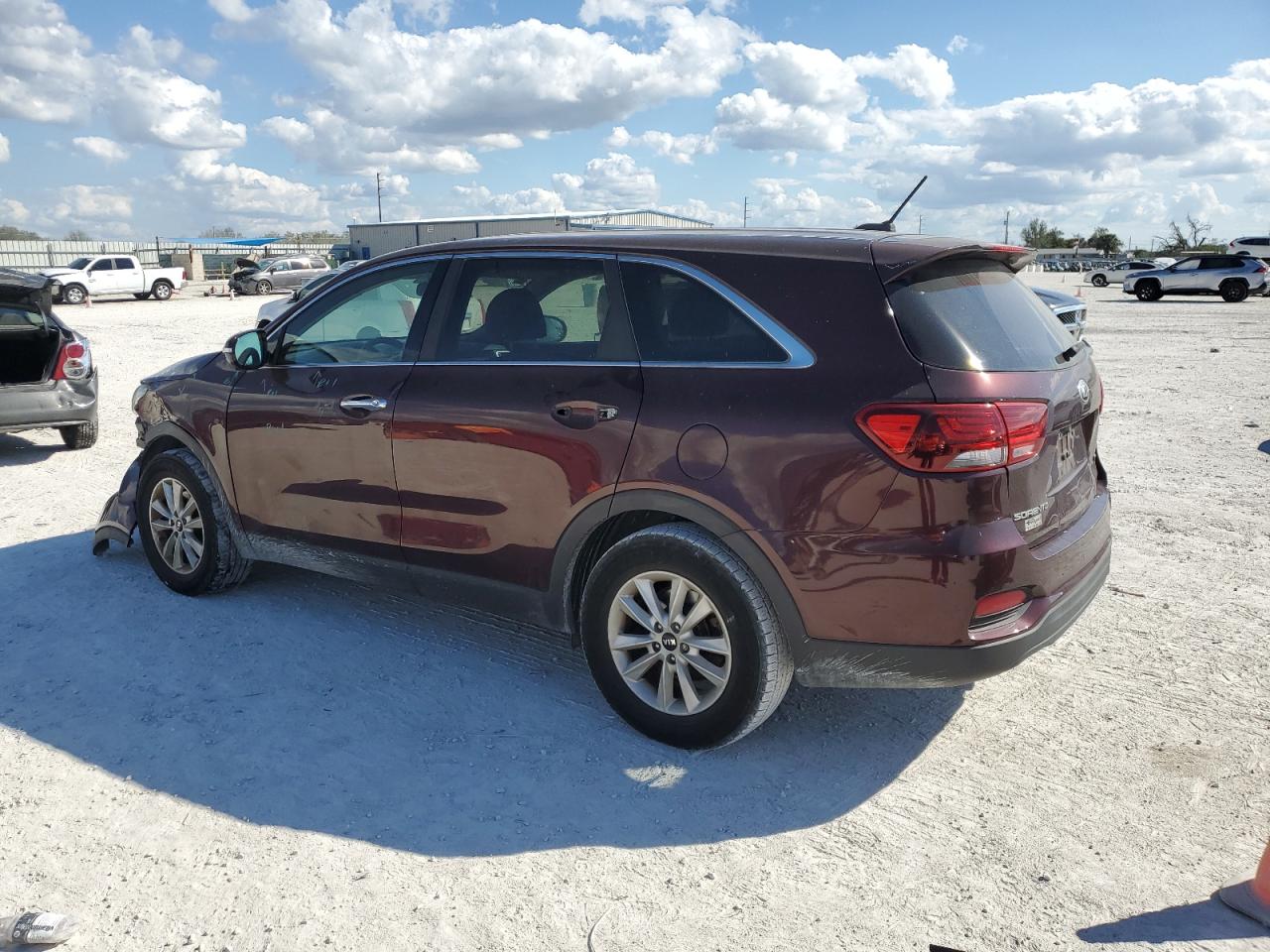 2019 Kia Sorento - Image 2