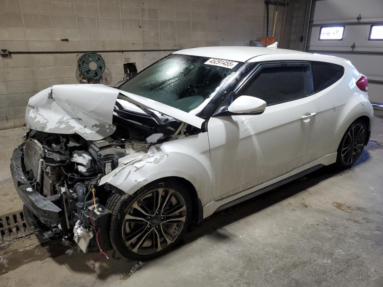 2016 Hyundai Veloster - Image 1