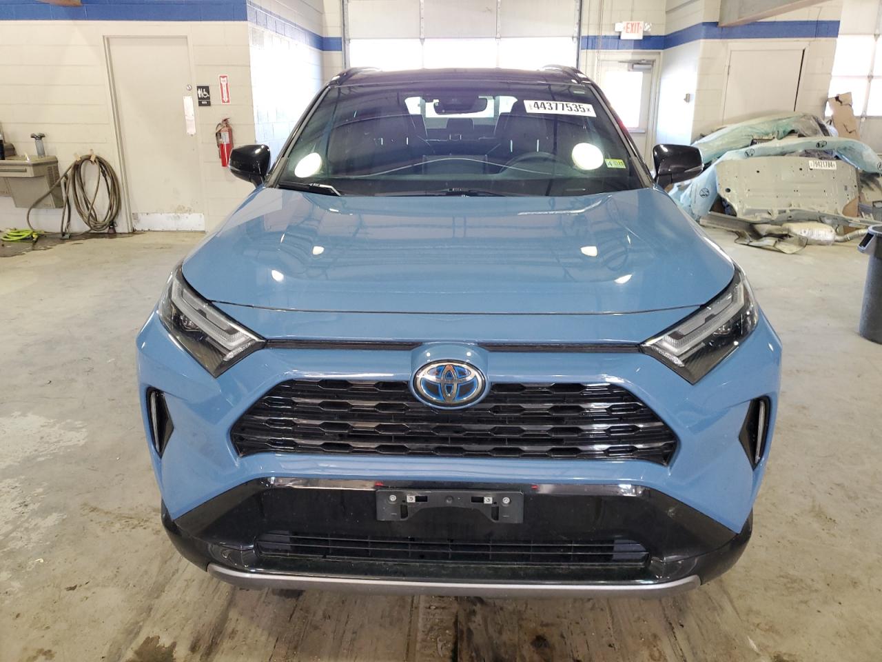 2022 Toyota RAV 4 - Image 5