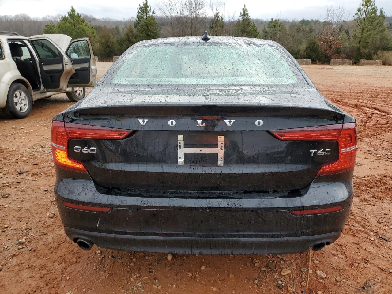 2019 Volvo S60 - Image 6