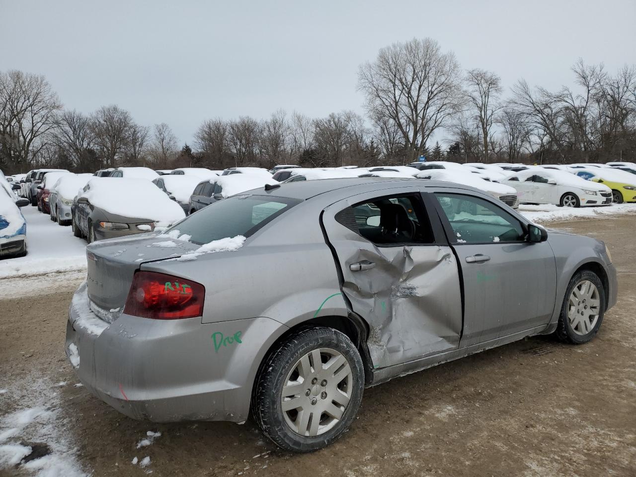 2013 Dodge Avenger - Image 3