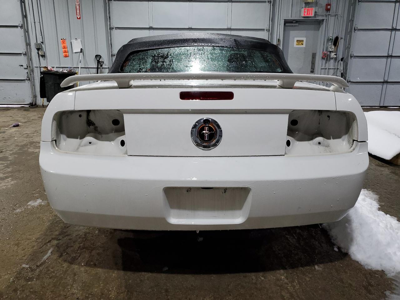2005 Ford Mustang - Image 6