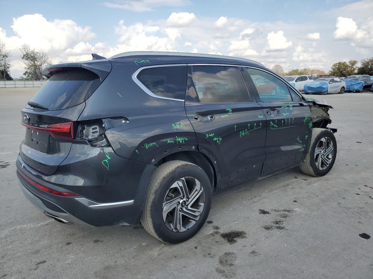 2021 Hyundai Santa Fe - Image 3
