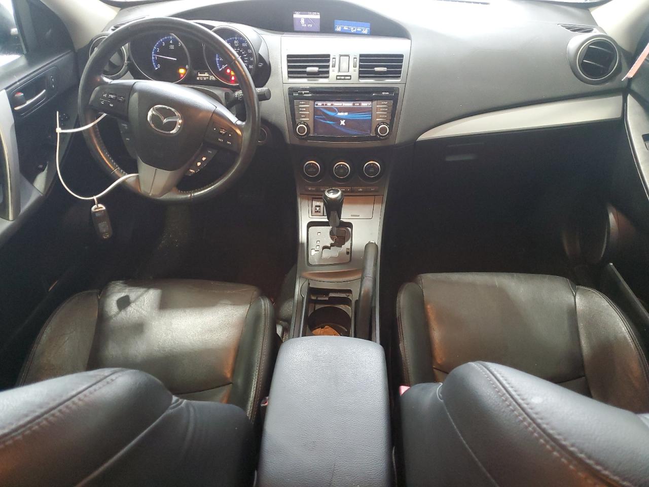 2013 Mazda 3 - Image 8