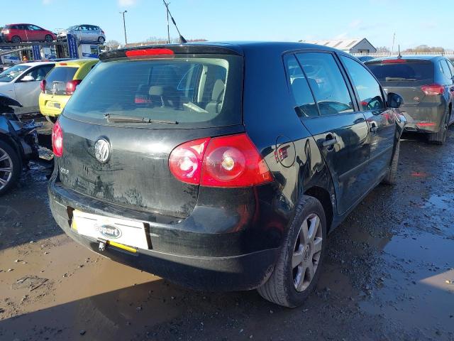 2006 VOLKSWAGEN GOLF S 80