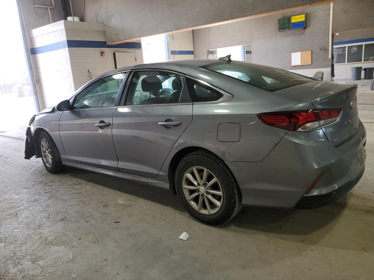 2019 Hyundai Sonata - Image 2