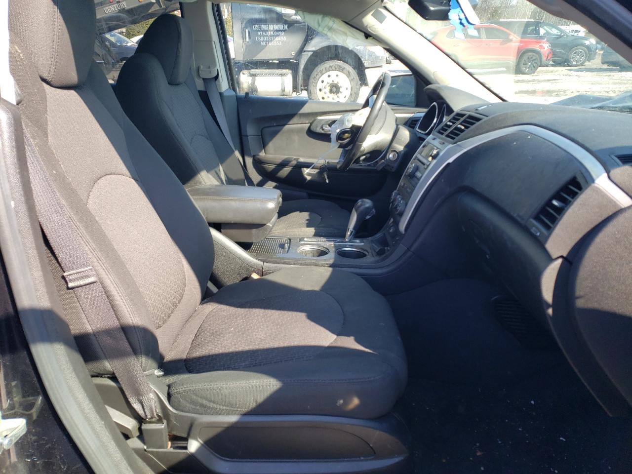 2011 Chevrolet Traverse - Image 7