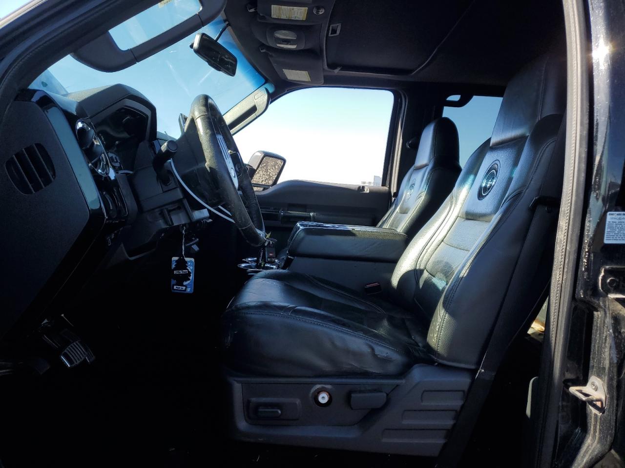 2010 Ford F350 - Image 7