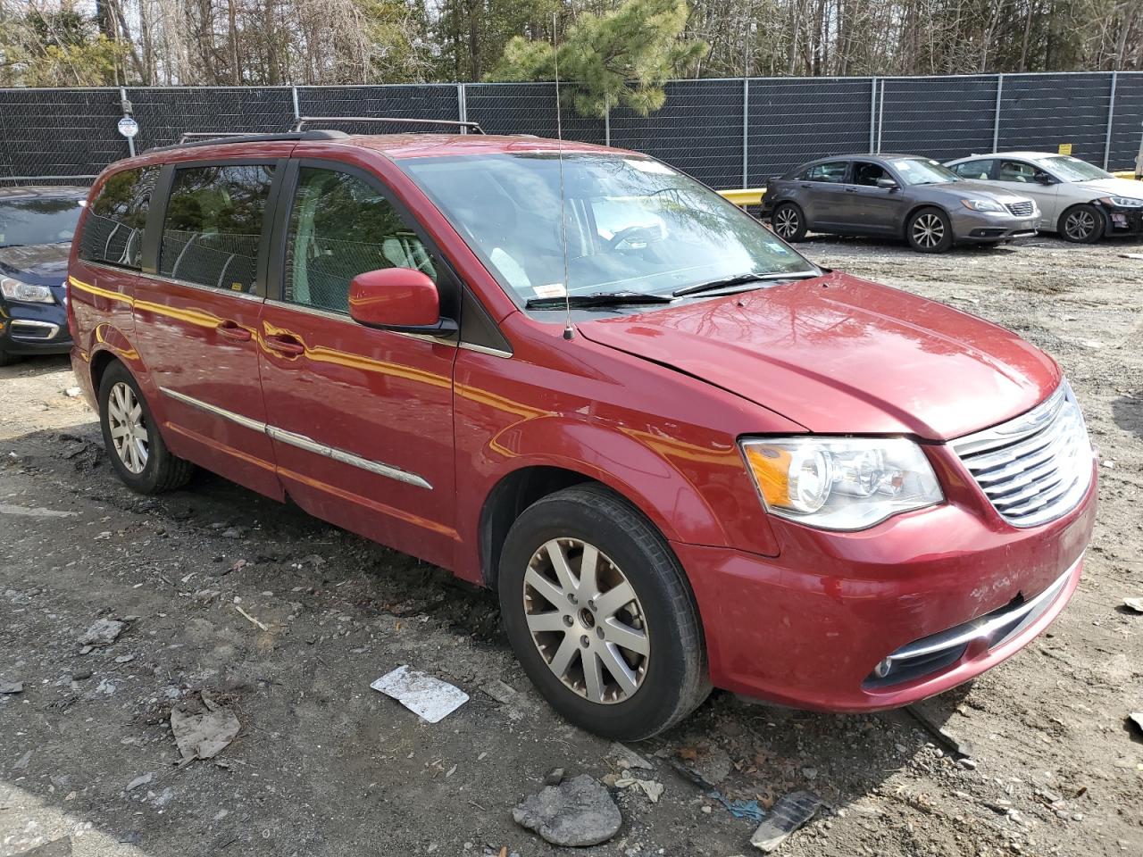 2016 Chrysler Town & Country - Image 4