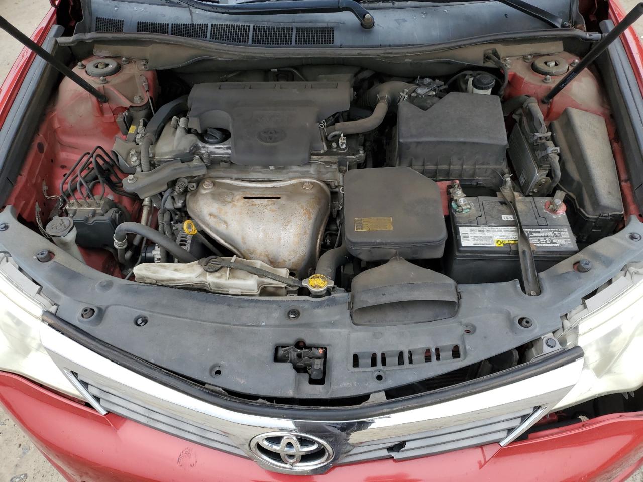 2012 Toyota Camry - Image 12