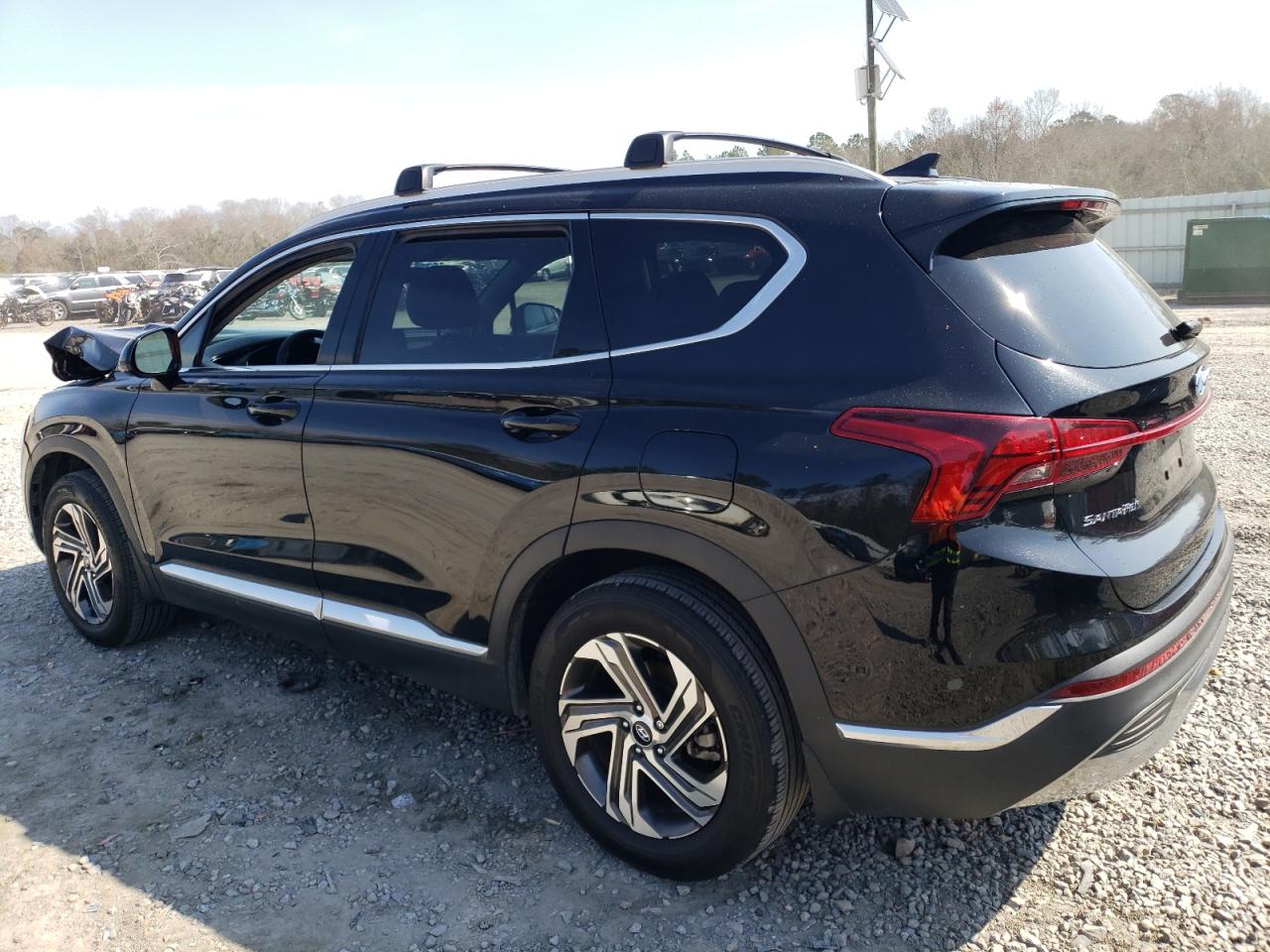 2022 Hyundai Santa Fe - Image 2