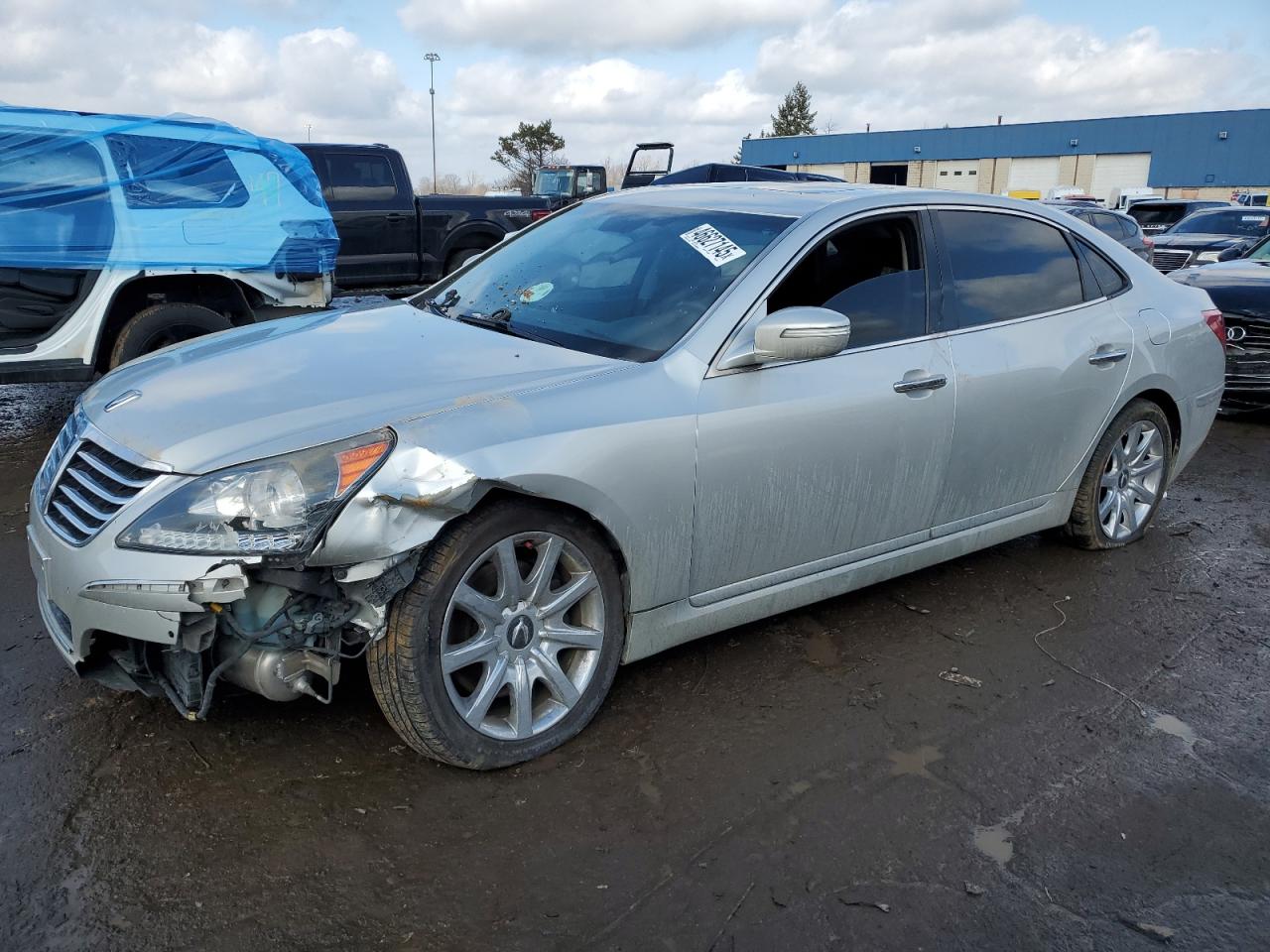 2013 Hyundai Equus Signature zu verkaufen in Woodhaven, MI - Front End