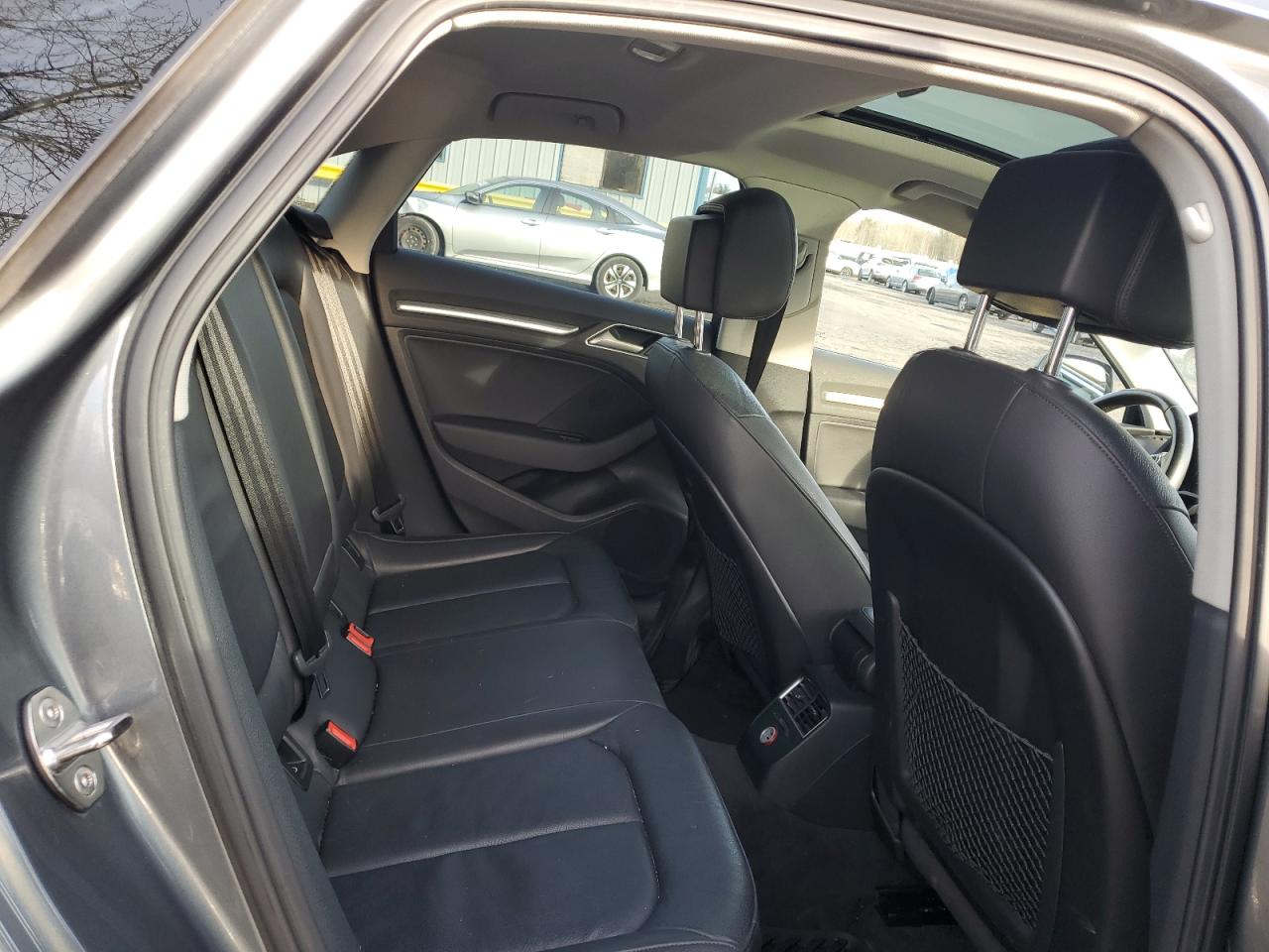 2015 Audi A3 - Image 11