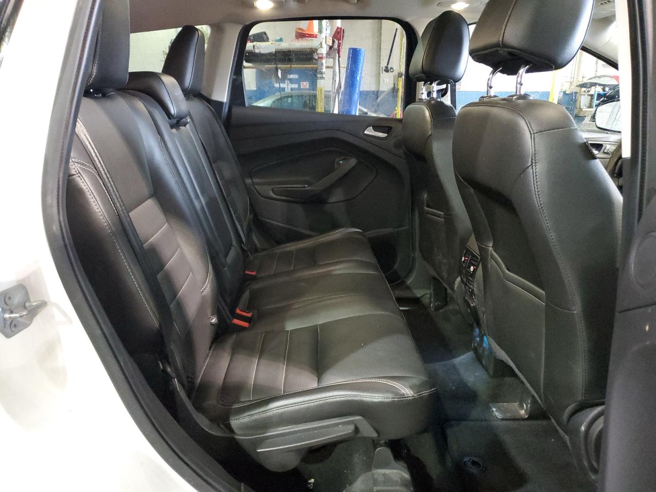 2014 Ford Escape - Image 11
