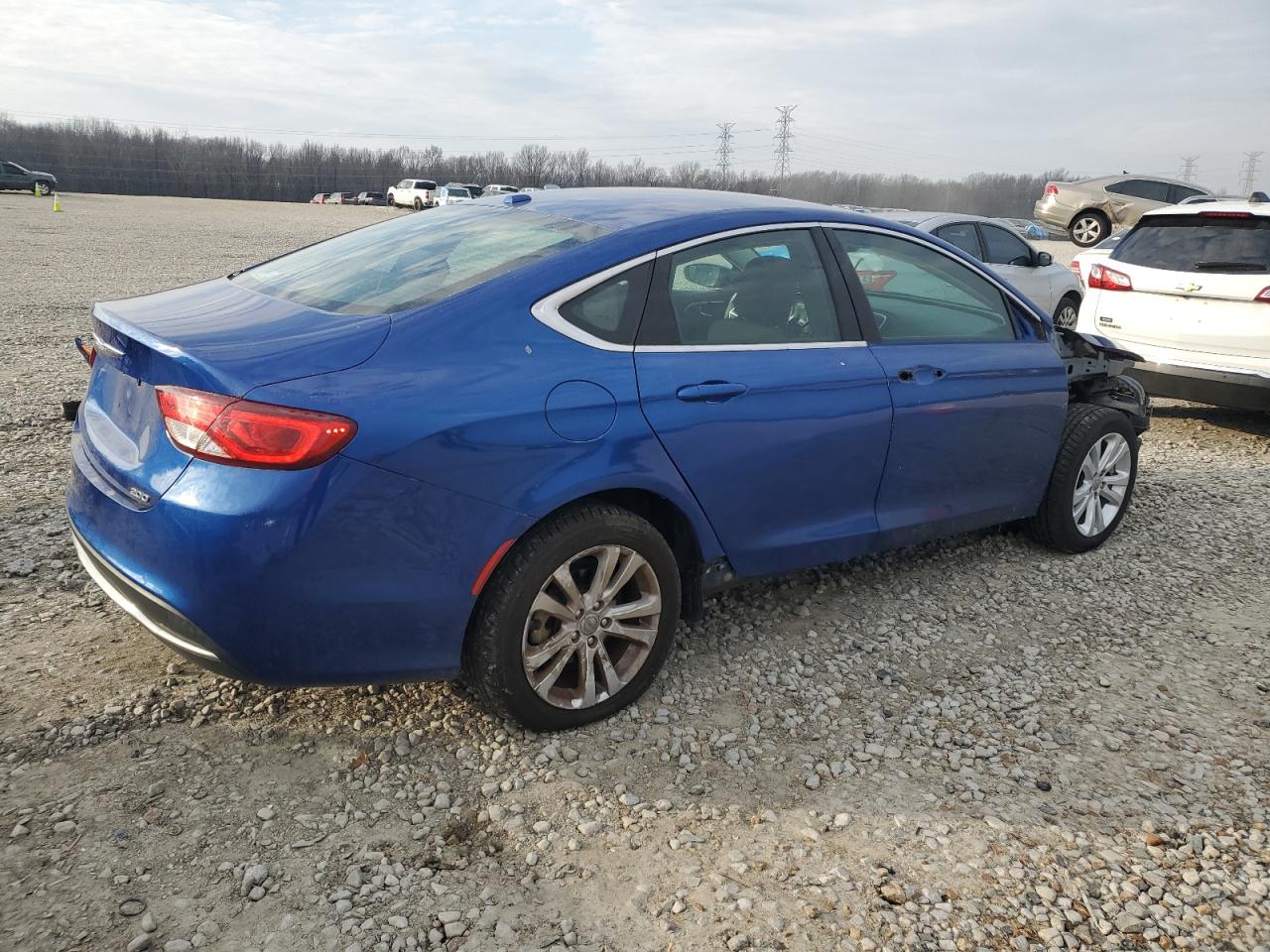 2015 Chrysler 200 - Image 3