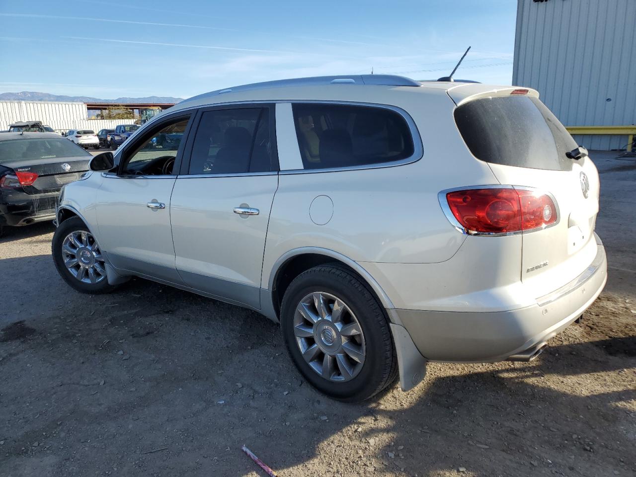 2011 Buick Enclave - Image 2