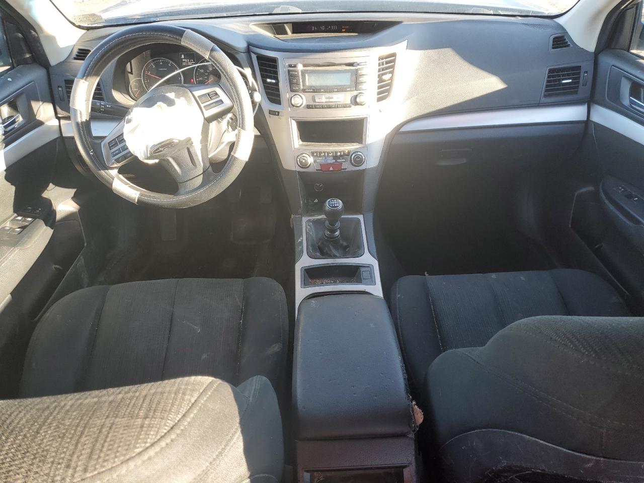 2013 Subaru Legacy - Image 8