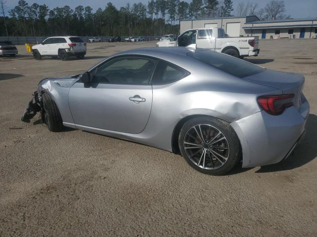  TOYOTA SCION 2015 Сріблястий