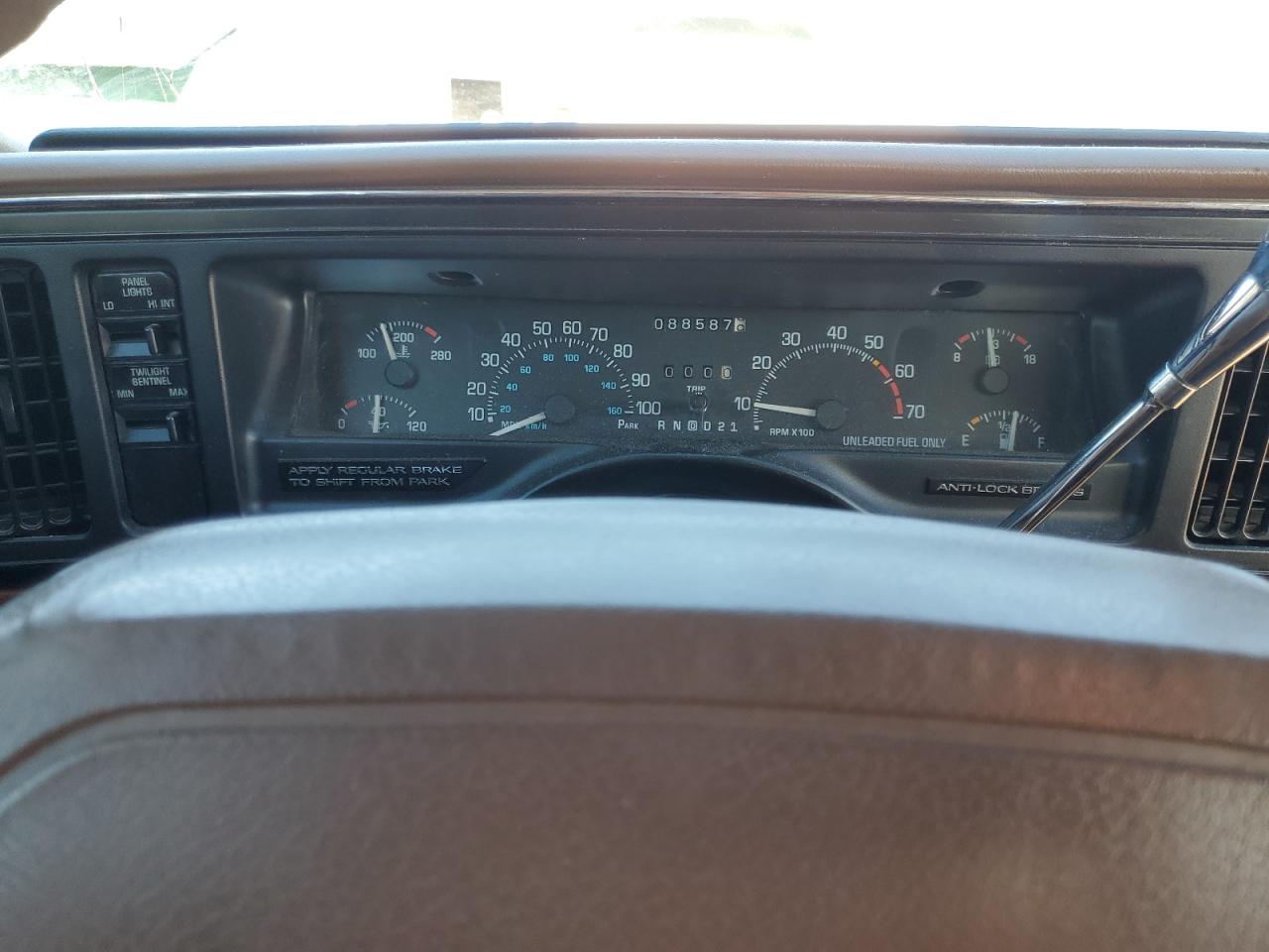 1992 Buick Park Avenue - Image 9