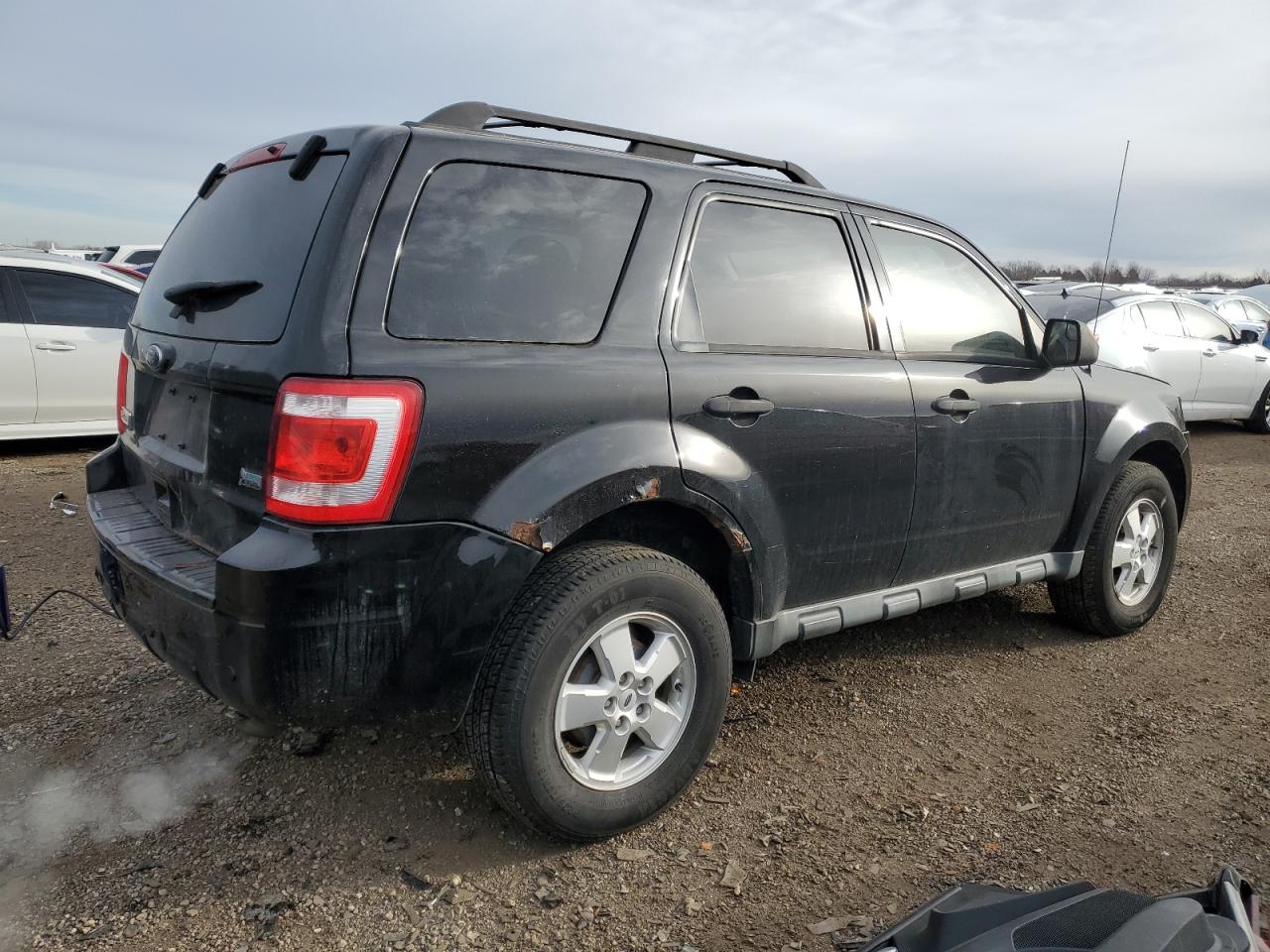 2010 Ford Escape - Image 3