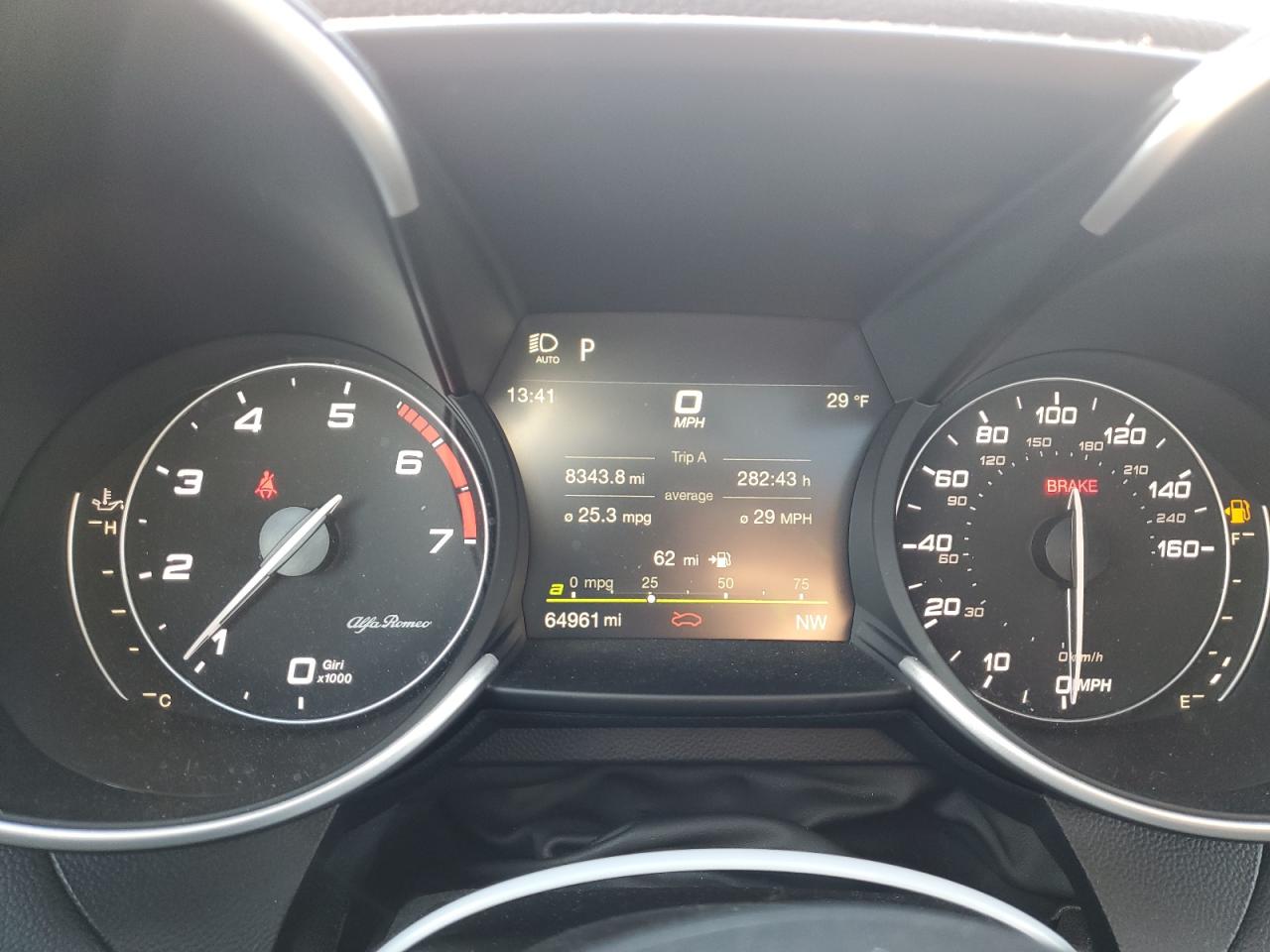 2020 Alfa Romeo Giulia - Image 9