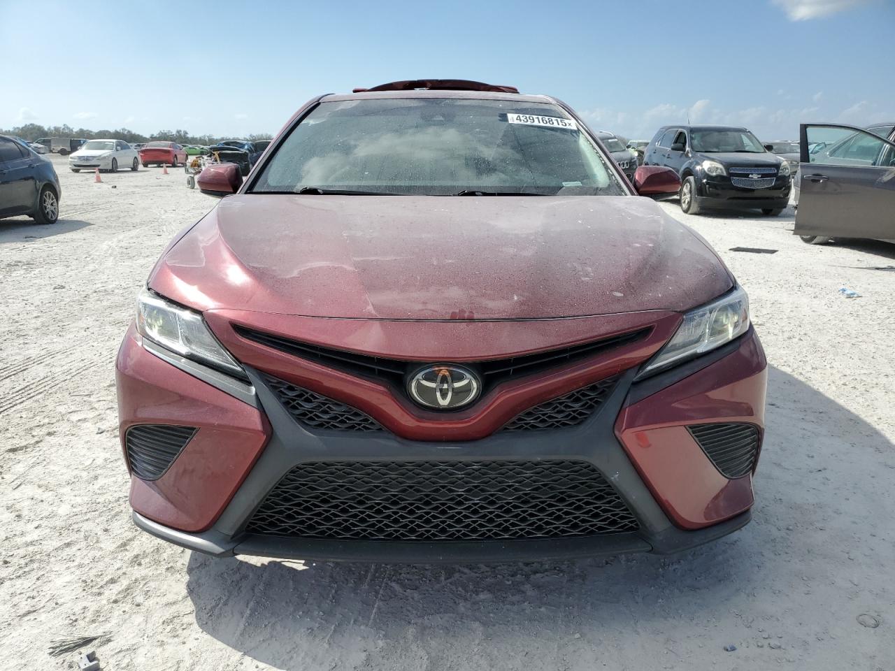 2018 Toyota Camry - Image 5