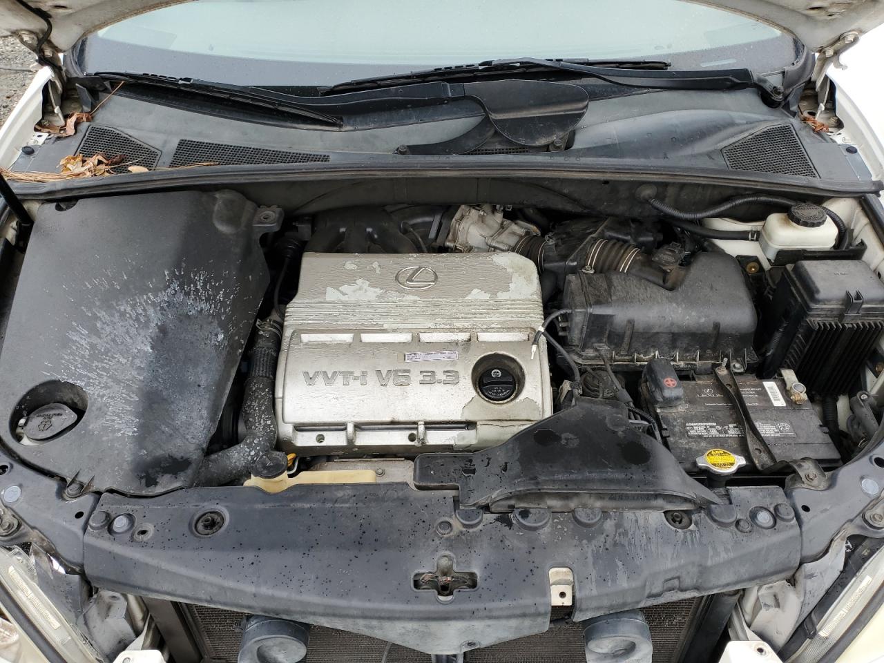 2004 Lexus RX - Image 12