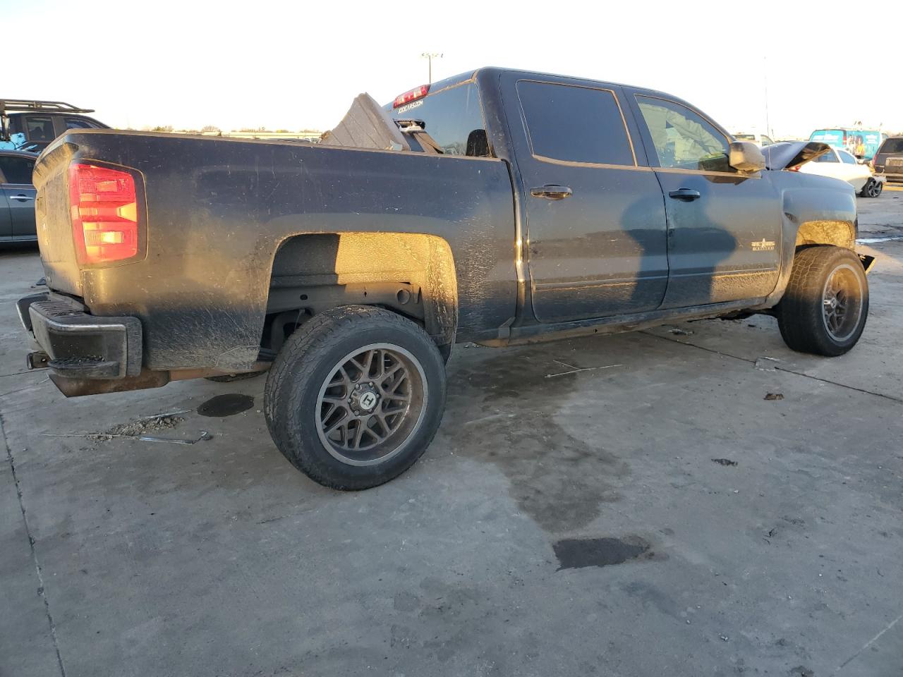 2017 Chevrolet Silverado - Image 3