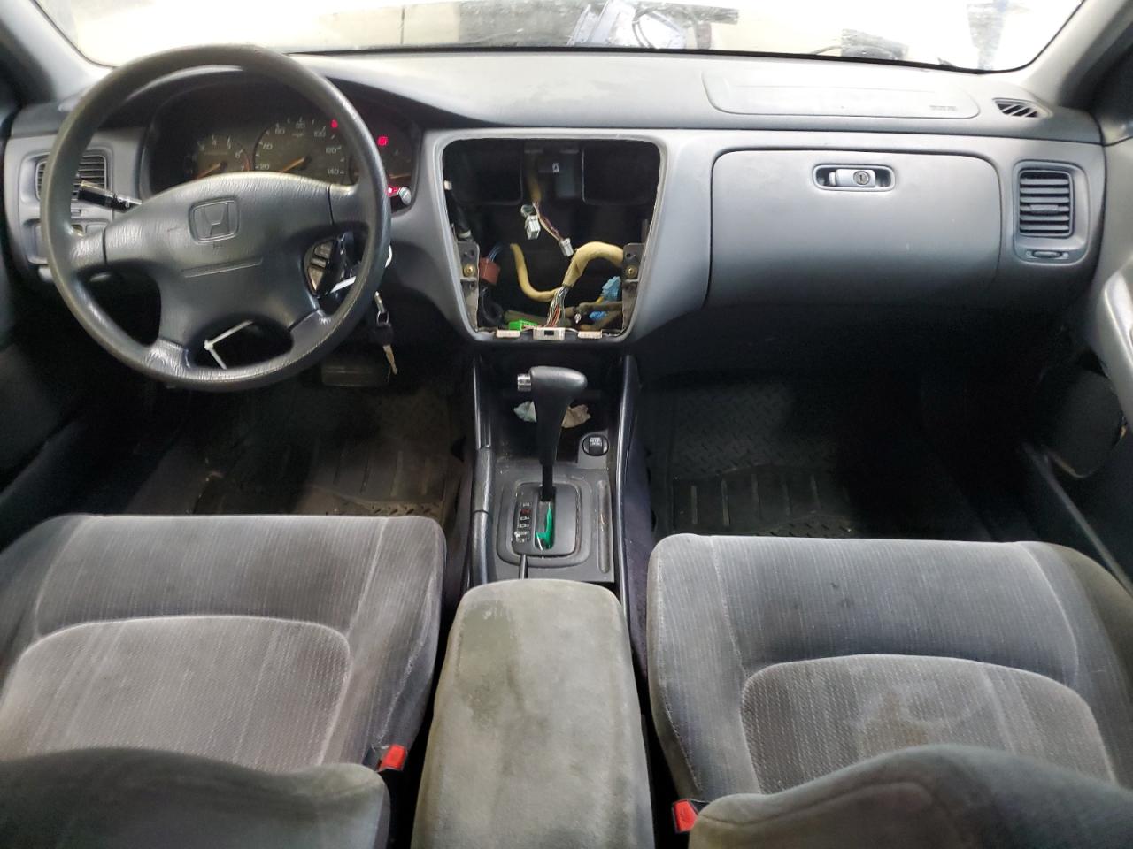 1999 Honda Accord - Image 8