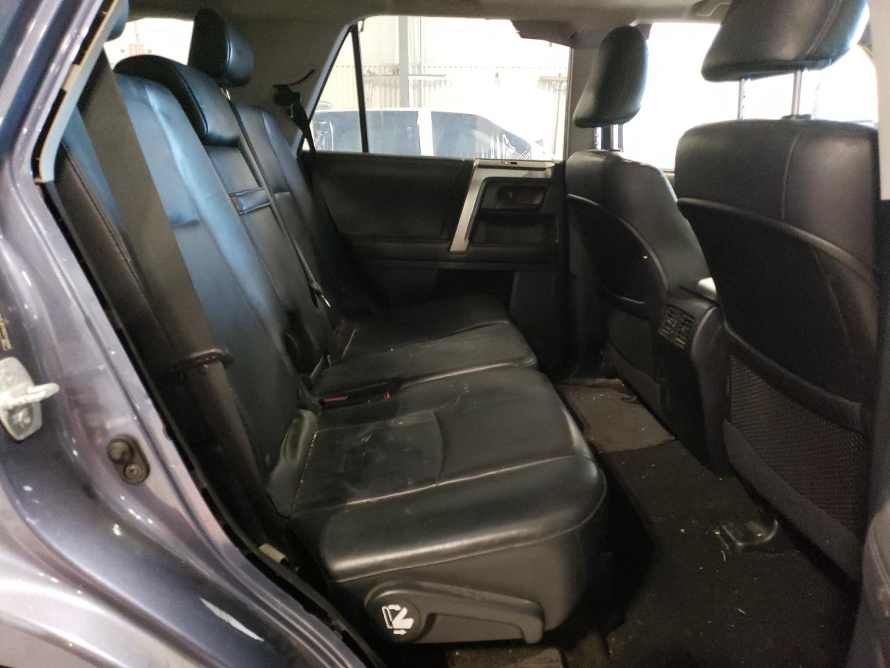 2010 Toyota 4Runner - Image 11