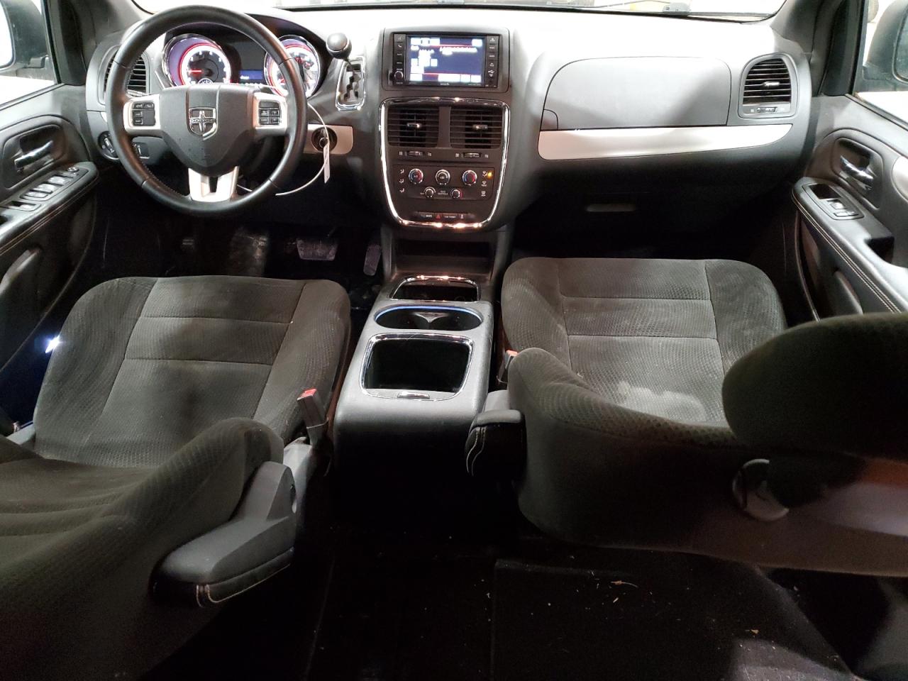 2016 Dodge Caravan - Image 8