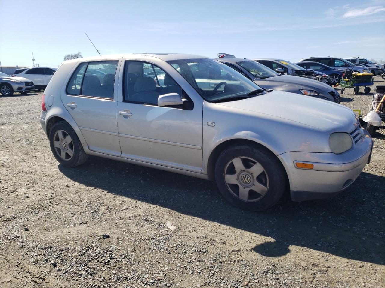 2000 Volkswagen Golf - Image 4