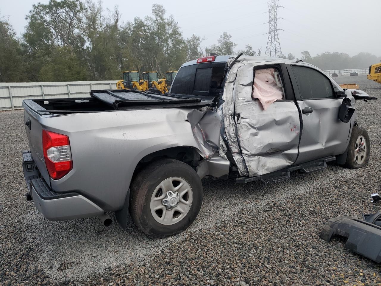 2021 Toyota Tundra - Image 3