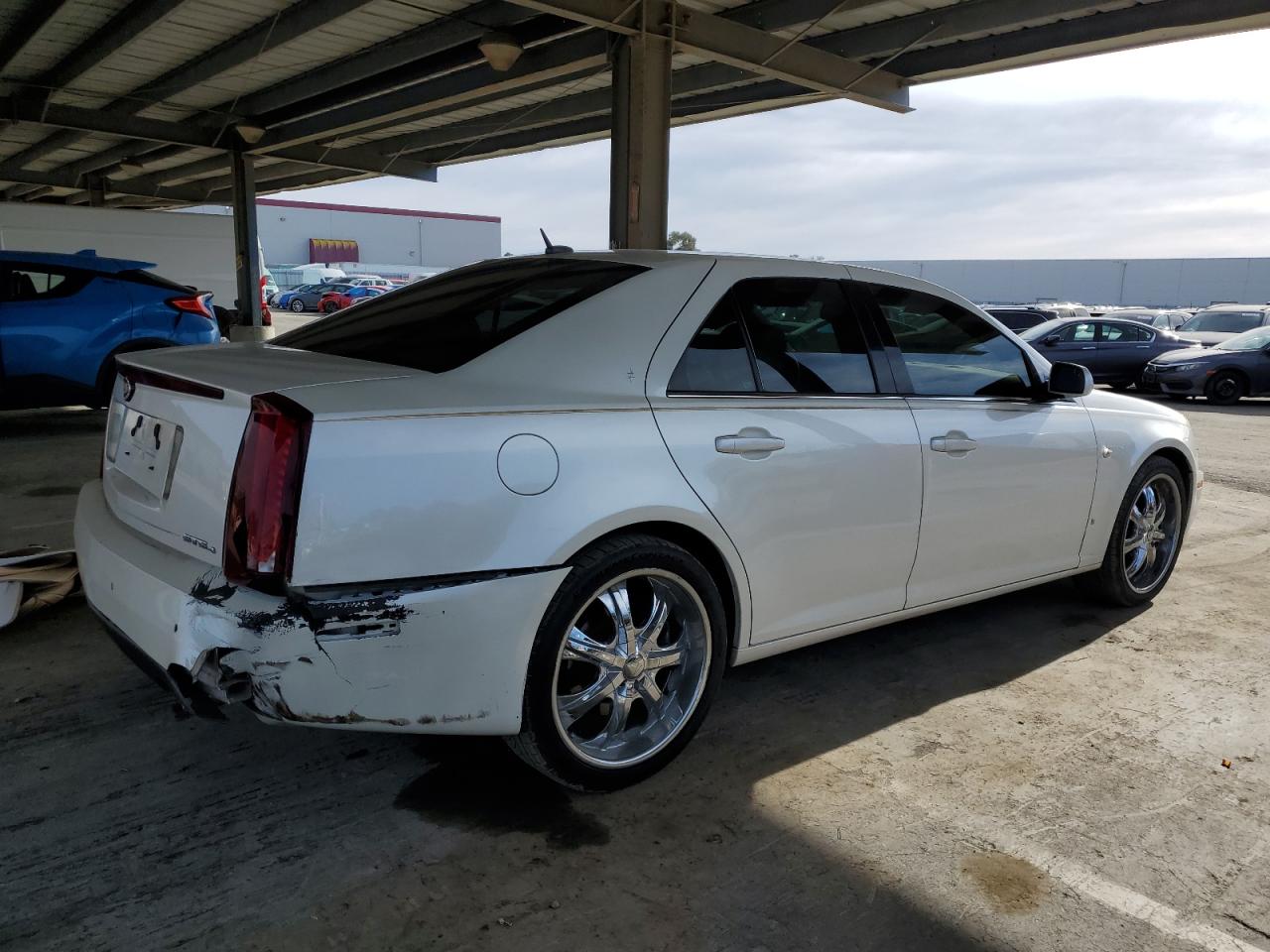 2007 Cadillac STS - Image 3