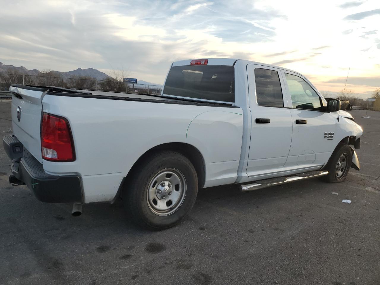 2019 RAM 1500 - Image 3