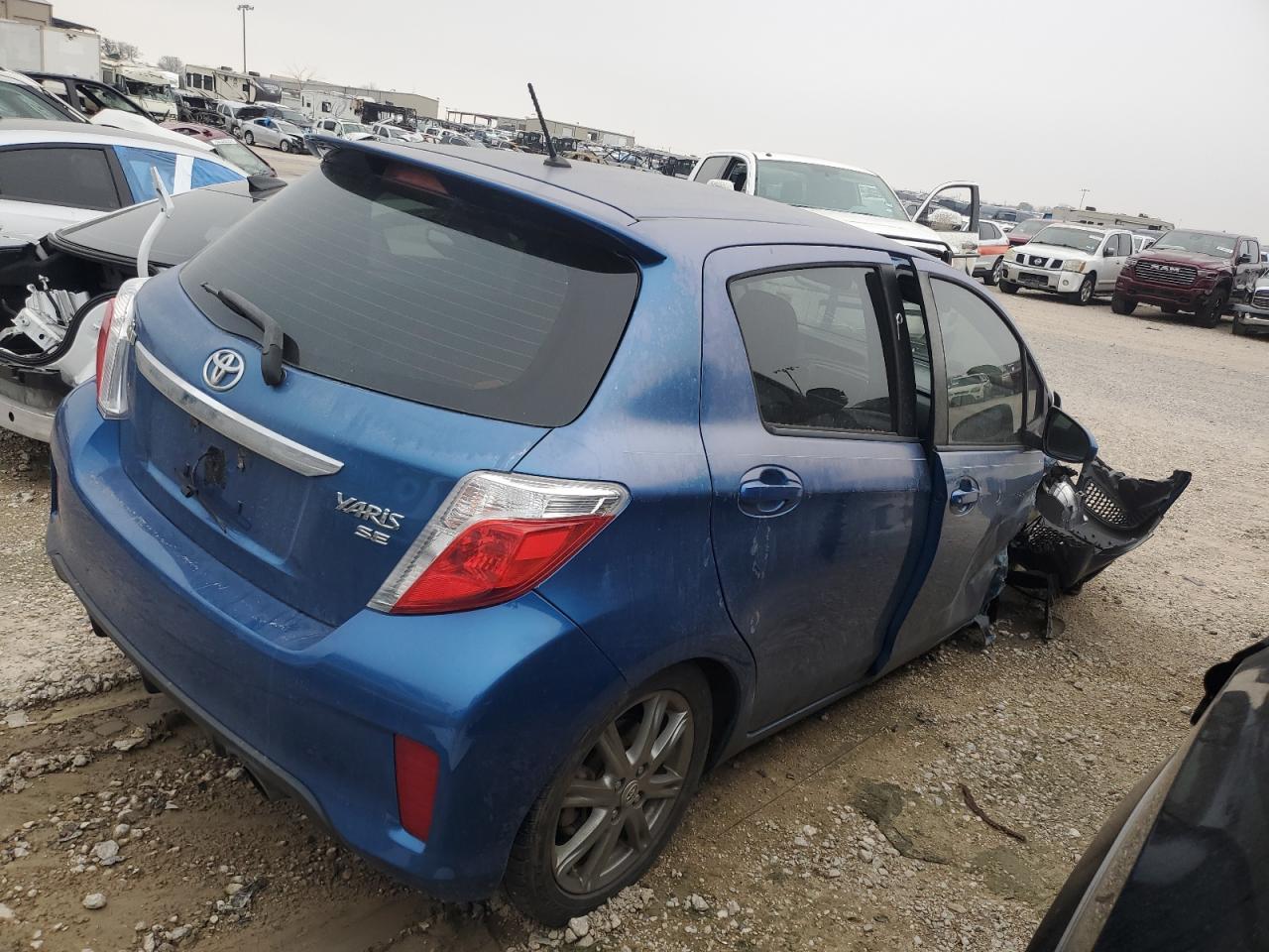 2013 Toyota Yaris - Image 3