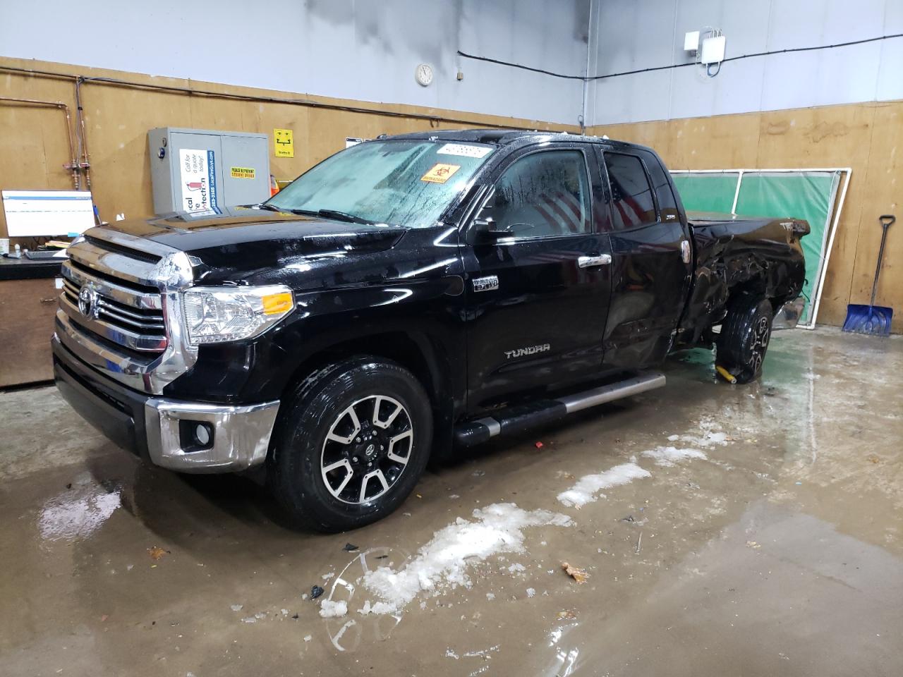 2017 Toyota Tundra - Image 1