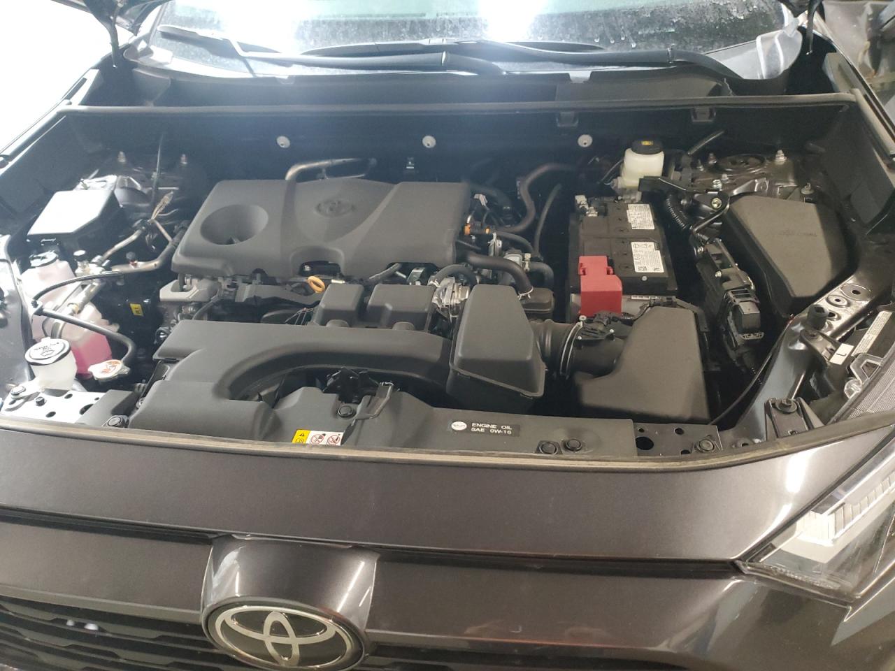 2024 Toyota RAV 4 - Image 12