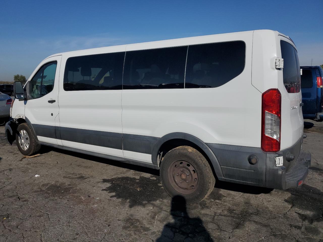 2017 Ford Transit - Image 2