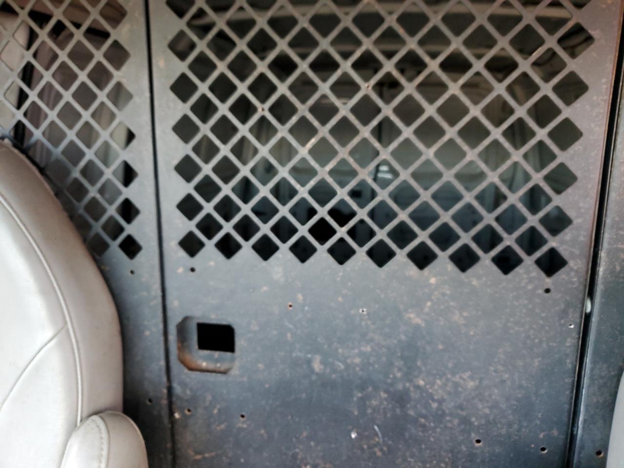 2006 Ford Econoline - Image 10