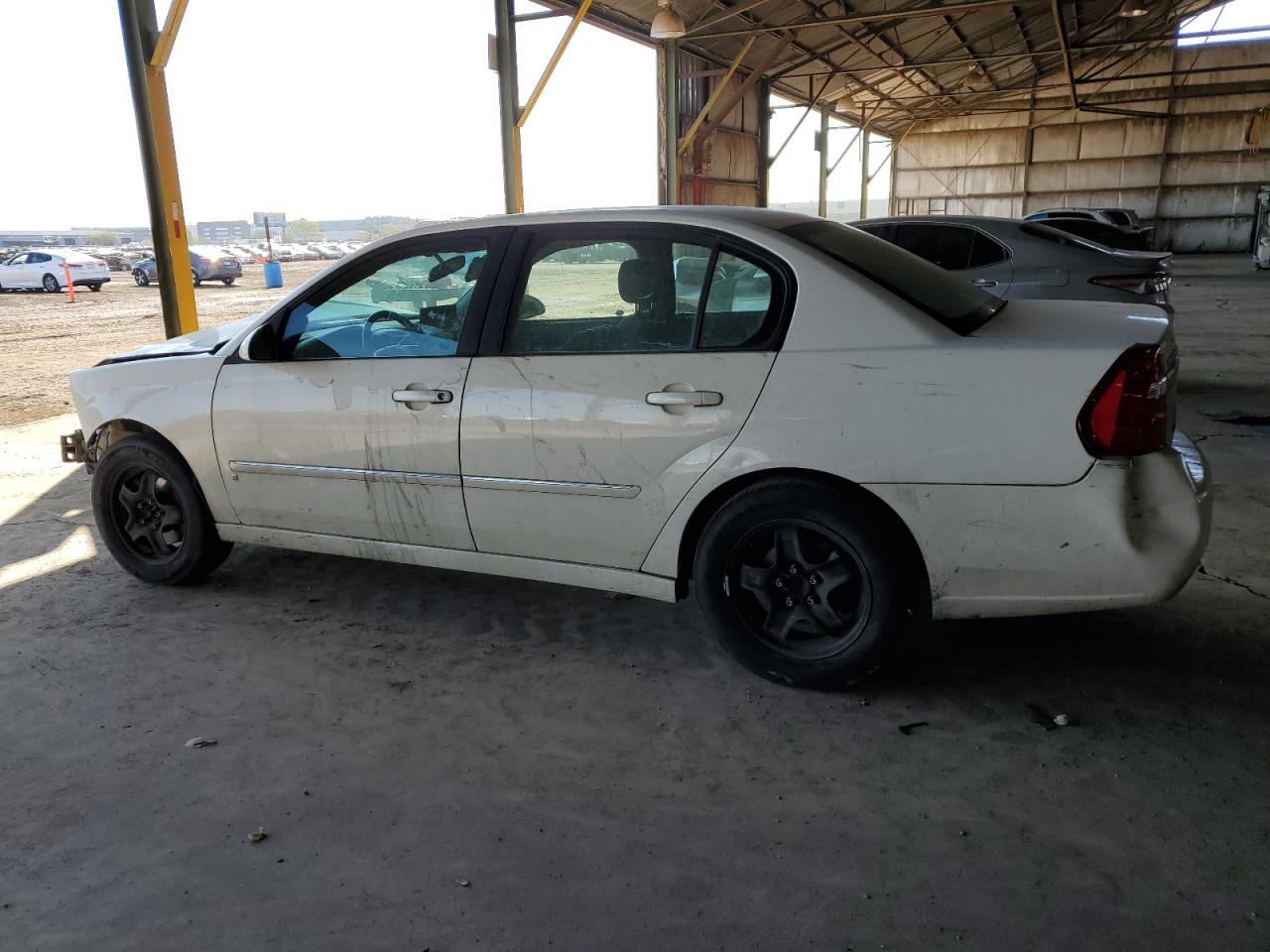 2006 Chevrolet Malibu - Image 2