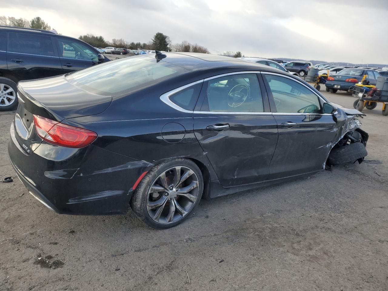 2015 Chrysler 200 - Image 3