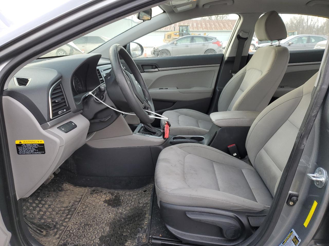 2017 Hyundai Elantra - Image 7