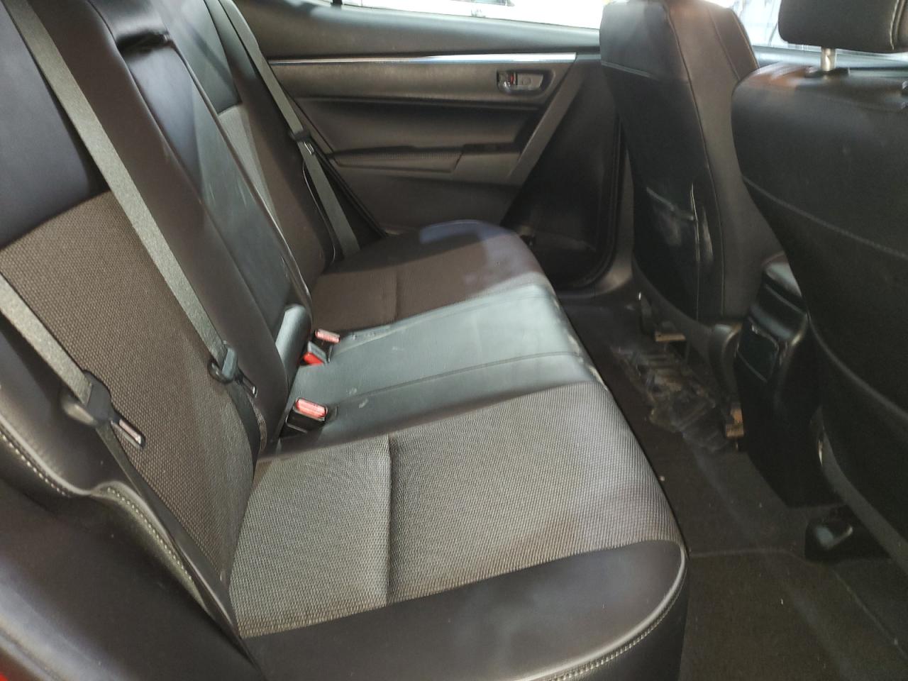 2015 Toyota Corolla - Image 10