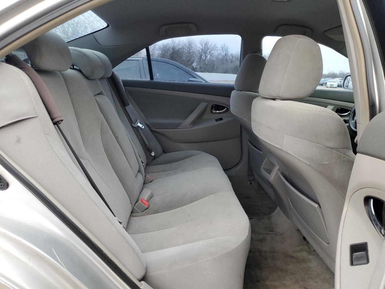 2008 Toyota Camry - Image 10